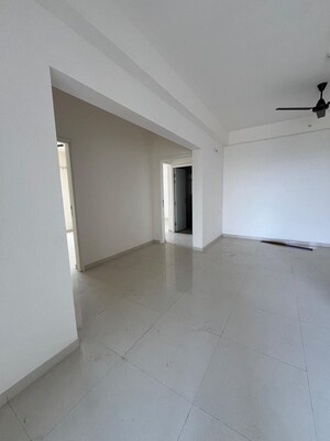 Room in 3 BHK Apartment at Godrej Nurture Pune, Mamurdi – for Rent
