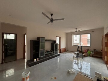 Room in 3 BHK Builder Floor at Hsr Layout – for Rent