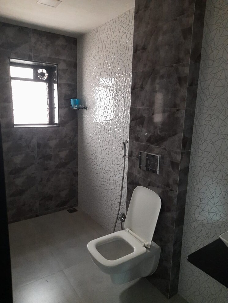 Bathroom, jp-decks 2 Bedroom 800 Sq.Ft. Apartment In Goregaon East Mumbai 9316413