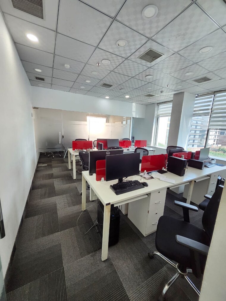 Team Area, sector 74 Commercial Office Space 1000 Sq.Ft. In Sector 74 Mohali 9316418