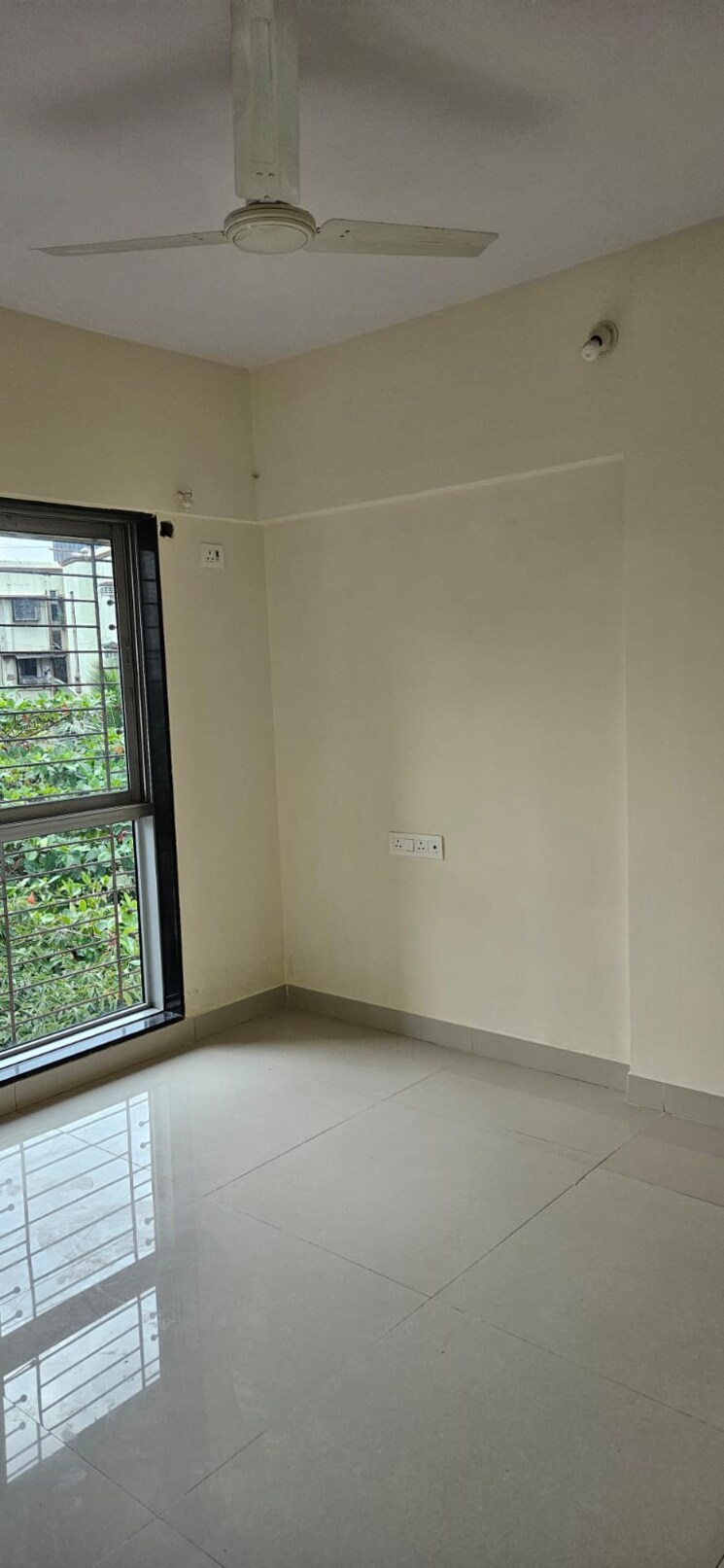 Room, je-and-vee-madhuban 3.5 Bedroom 1100 Sq.Ft. Apartment In Malad East Mumbai 9316470