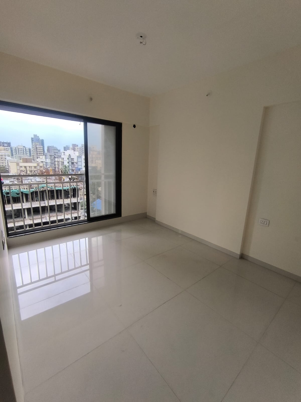 3.5 BHK Apartment For Rent in Je and Vee Madhuban