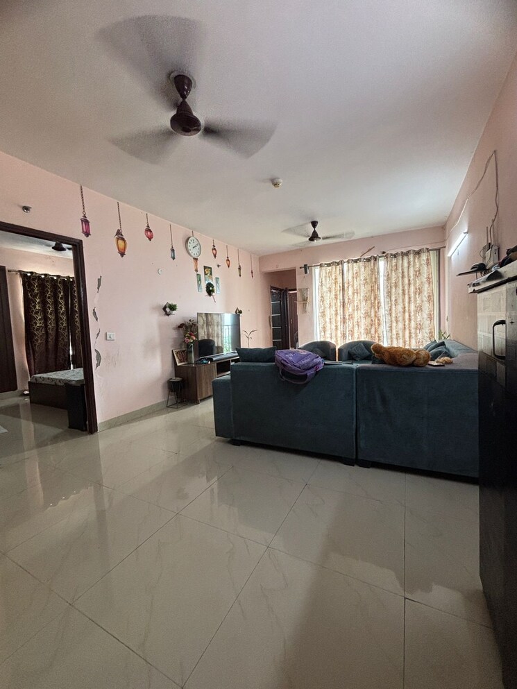 Living Room, jaypee-wish-town-klassic 3 Bedroom 1240 Sq.Ft. Apartment In Sector 134 Noida 9316458