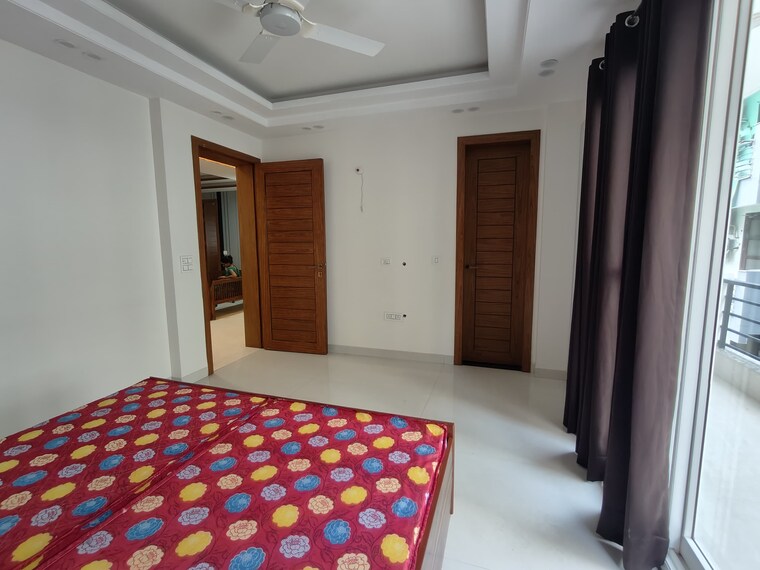 Bedroom, dlf-city-gurgaon 4 Bedroom 2400 Sq.Ft. Builder Floor In Sector 27 Gurgaon 9316506
