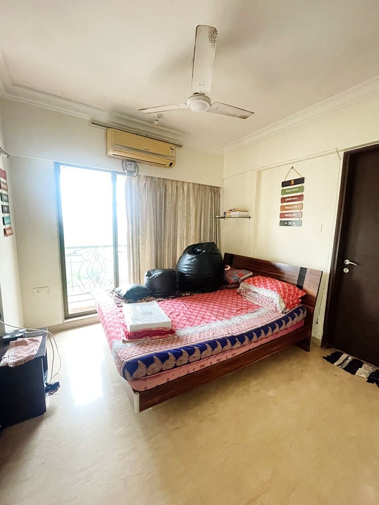 Bedroom, lake-primrose 3 Bedroom 1080 Sq.Ft. Apartment In Powai Mumbai 9316519