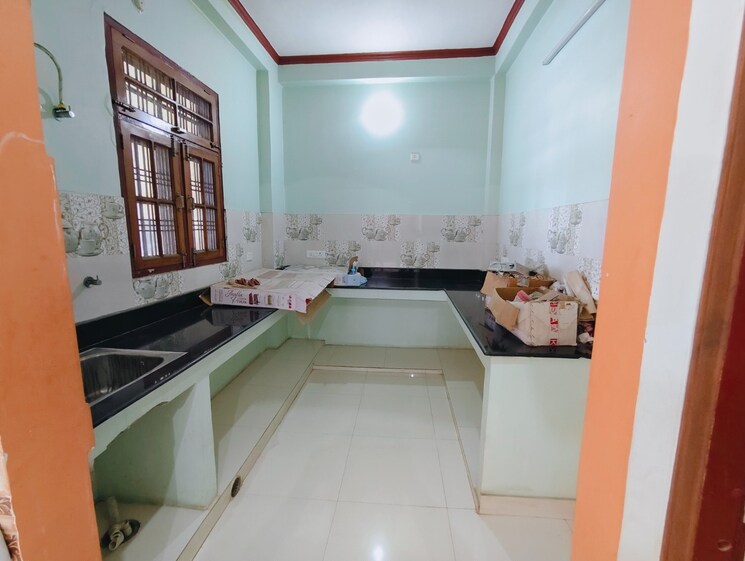 Kitchen, adil nagar 4 Bedroom 3000 Sq.Ft. Independent House In Adil Nagar Lucknow 9316526
