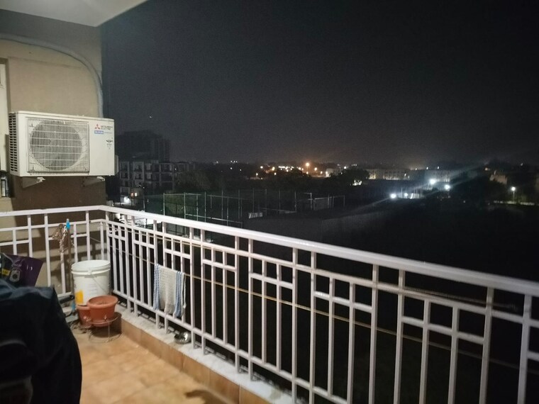 Balcony, sector 85 3.5 Bedroom 250 Sq.Yd. Builder Floor In Sector 85 Faridabad 9316535