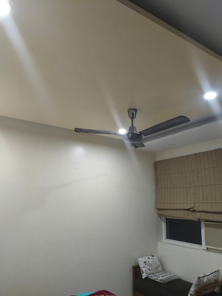 undefined, sector 85 4 Bedroom 250 Sq.Yd. Builder Floor In Sector 85 Faridabad 9316549