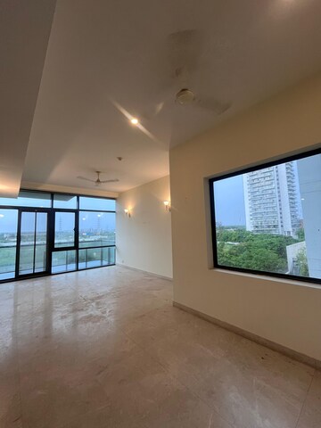 Room in 3 BHK Apartment at Ireo The Grand Arch, Sector 58 – for Sale