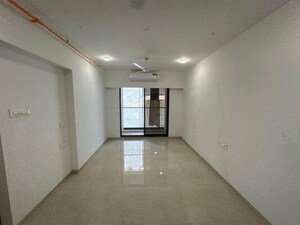 Room in 2 BHK Apartment at Dena Jyoti Apartment, Andheri West – for Rent