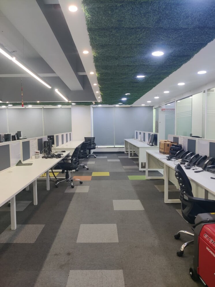 Team Area, sector 63 Commercial Office Space 7000 Sq.Ft. In Sector 63 Noida 9316573