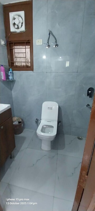 Bathroom in 3 BHK Builder Floor at Sector 57 – for Rent