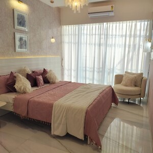 4 BHK Apartment For Sale in Oberoi Crest, Khar West