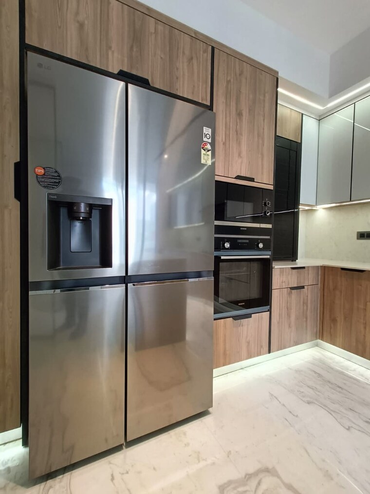 Kitchen, dlf-city-phase-iv 5 Bedroom 5500 Sq.Ft. Builder Floor In Dlf Phase iv Gurgaon 9316620