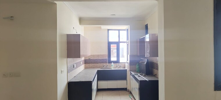 Kitchen, motia-royal-estate 3 Bedroom 1640 Sq.Ft. Apartment In Lohgarh Zirakpur 9316632