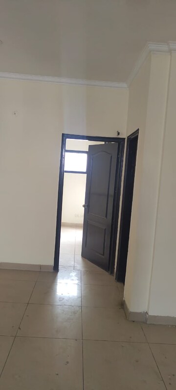Building Lobby in 3 BHK Apartment at Motia Royal Estate, Lohgarh – for Rent