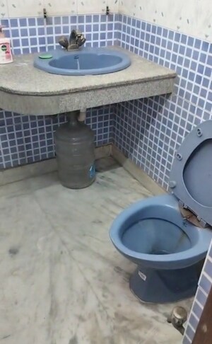 Bathroom in 3 BHK Builder Floor at Old Rajinder Nagar – for Rent