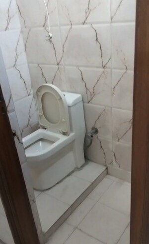 Bathroom in 3 BHK Builder Floor at Old Rajinder Nagar – for Rent