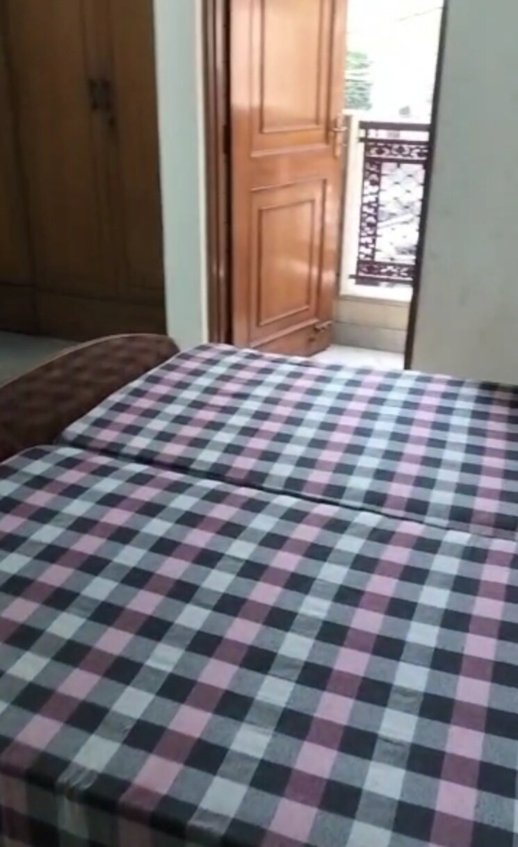 Bedroom, old rajinder nagar 3 Bedroom 1130 Sq.Ft. Builder Floor In Old Rajinder Nagar Delhi 9316703
