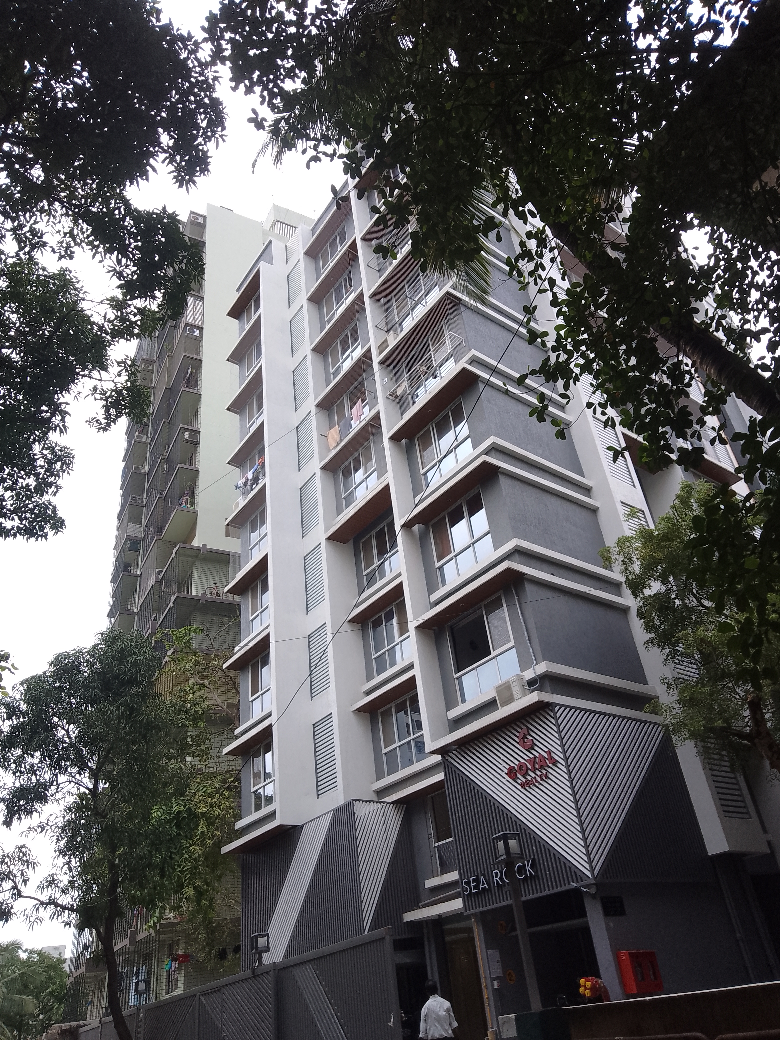 2 BHK Apartment For Rent in Goyal Sea Rock