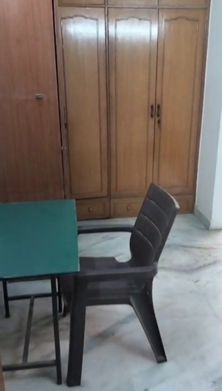 undefined, old rajinder nagar 3 Bedroom 1130 Sq.Ft. Builder Floor In Old Rajinder Nagar Delhi 9316703