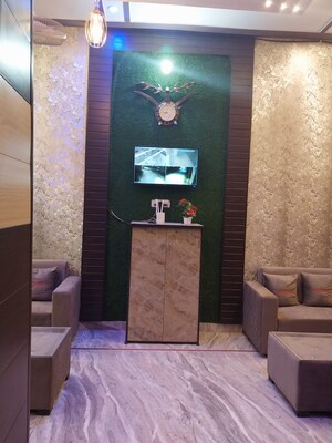 Living Room in 2.5 BHK Independent House at Sector 55 – for Rent