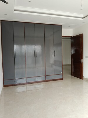 3 BHK Builder Floor For Rent in Sector 15