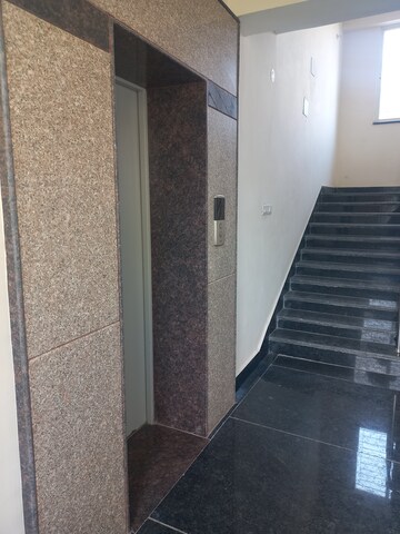 Lift in 3 BHK Apartment at Tupudana – for Sale