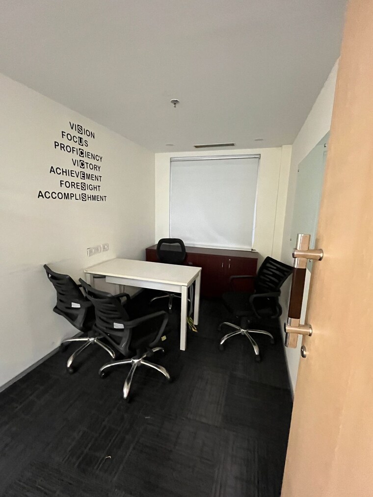 Team Area, anthurium Commercial Office Space in IT/SEZ 8500 Sq.Ft. In Sector 73 Noida 9315964