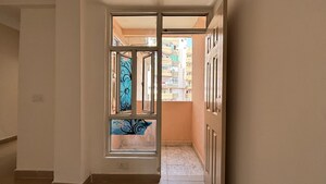 Furnished Amenities in 2 BHK Apartment at Supertech Cape Town, Sector 74 – for Rent