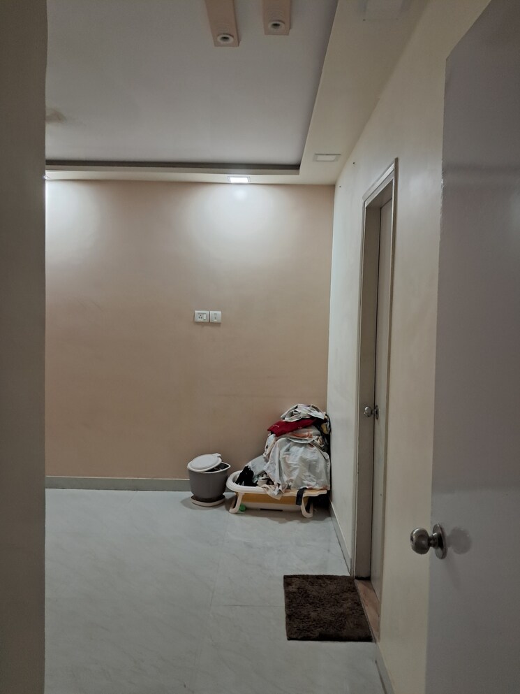 Room, mj-shah-centrio 1.5 Bedroom 720 Sq.Ft. Apartment In Govandi Mumbai 9316871