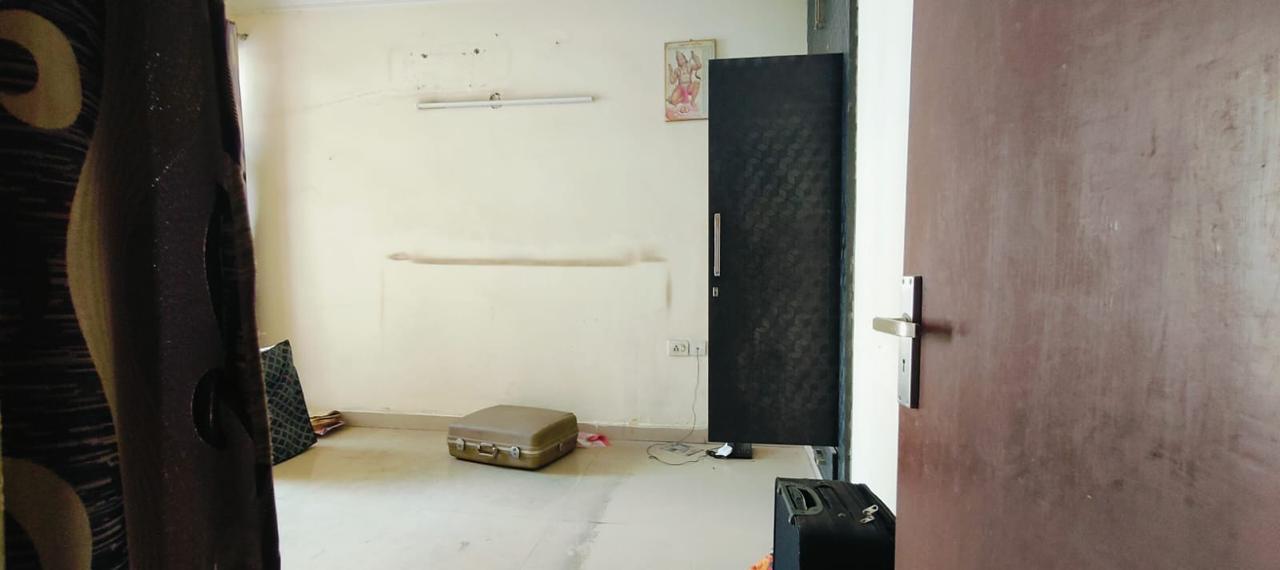 2 BHK + Extra Room Apartment For Rent in H R Buildcon Elite Homz