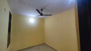 Room in 2 BHK Builder Floor at Mansa Ram Park – for Rent