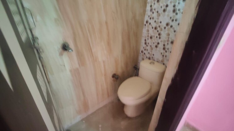Bathroom, mansa ram park 2 Bedroom 700 Sq.Ft. Builder Floor In Mansa Ram Park Delhi 9317007