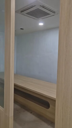 Room in  Office Space at Salt Lake Sector V – for Rent