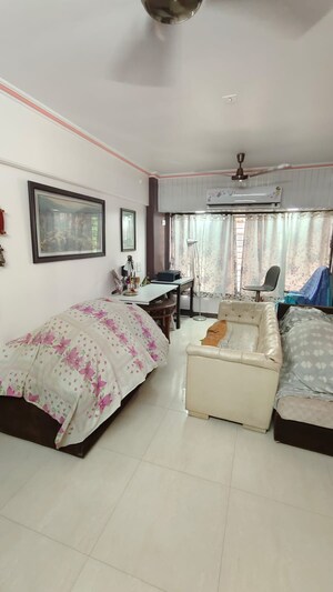 Bedroom in 1.5 BHK Apartment at Mayur Plaza Marol, Marol – for Rent