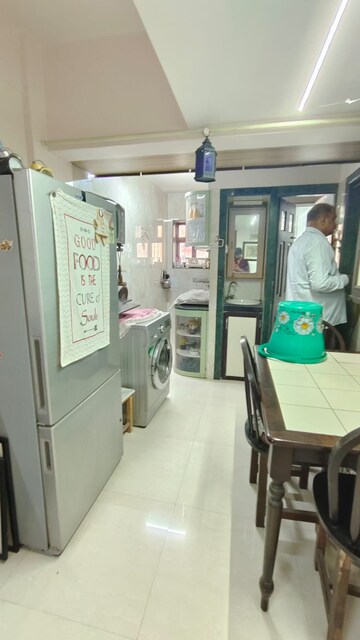 Team Area in 1.5 BHK Apartment at Mayur Plaza Marol, Marol – for Rent