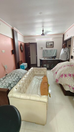 Bedroom in 1.5 BHK Apartment at Mayur Plaza Marol, Marol – for Rent