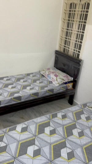 2 BHK Apartment For Rent in Pavani Laxmi Nivas, Madhapur