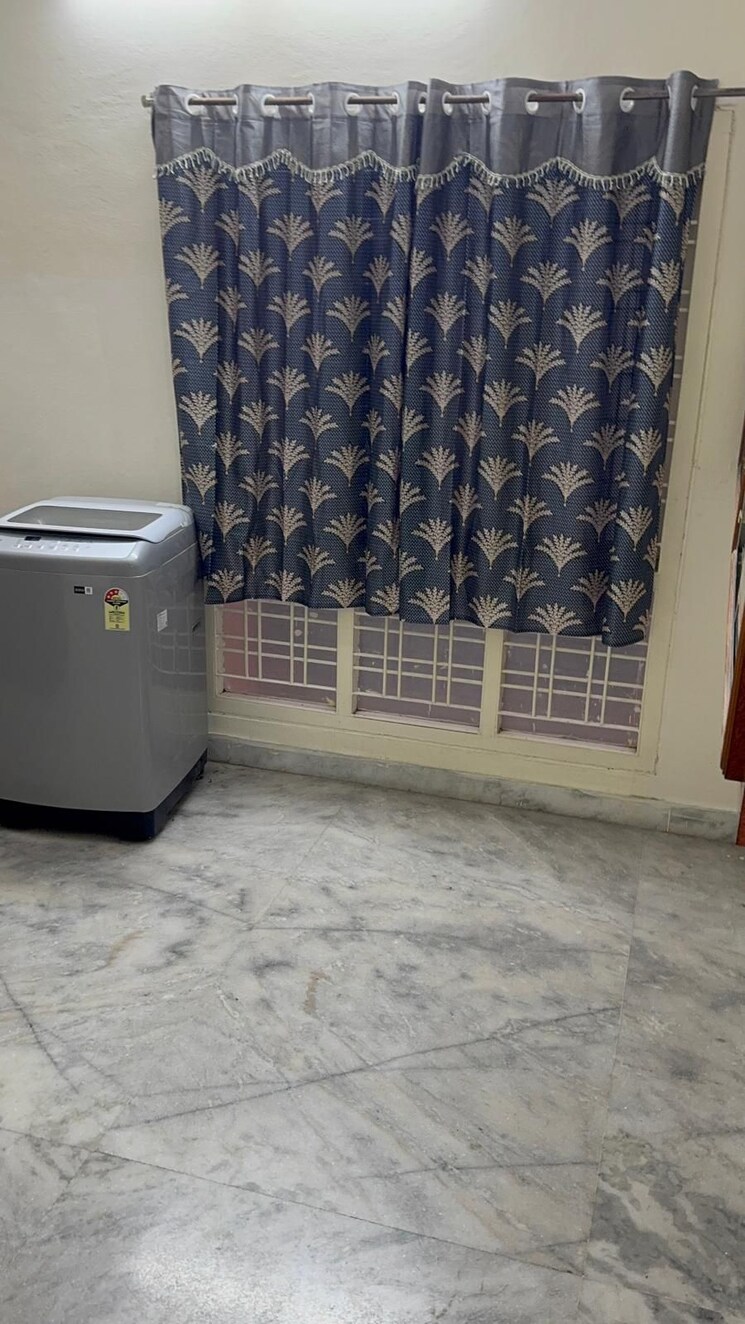  Parking, pavani-laxmi-nivas 2 Bedroom 1200 Sq.Ft. Apartment In Madhapur Hyderabad 9317042