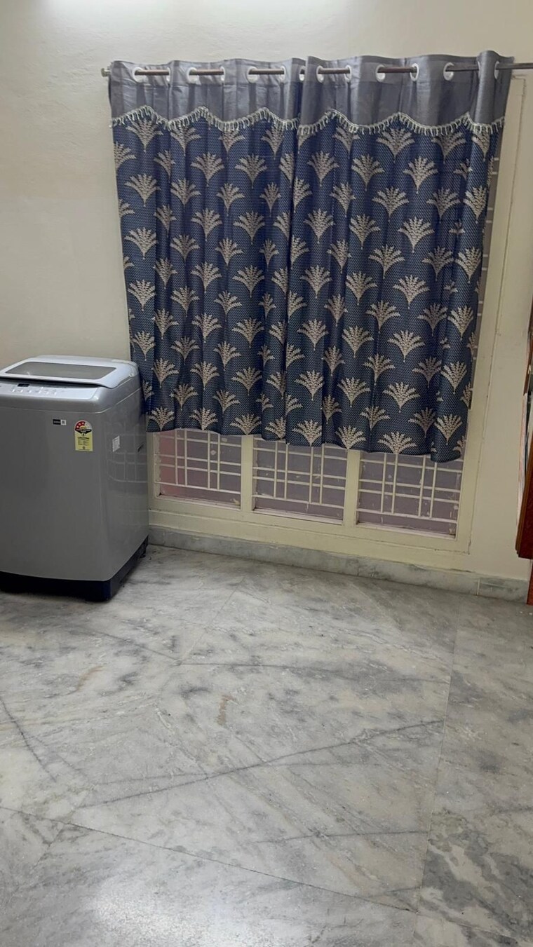  Parking, pavani-laxmi-nivas 2 Bedroom 1200 Sq.Ft. Apartment In Madhapur Hyderabad 9317042