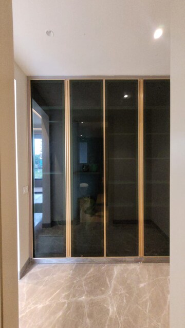 Building Lobby in 4 BHK Builder Floor at Sector 85 – for Sale