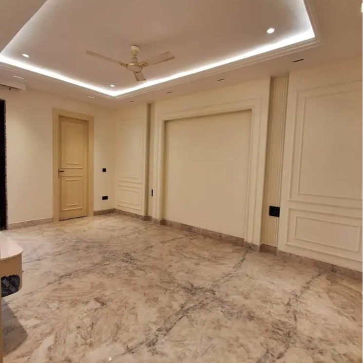 Room, sas-tower 3 Bedroom 2450 Sq.Ft. Builder Floor In Medi City Gurgaon 9317065