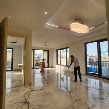 Parking in 3 BHK Builder Floor at SAS Tower, Medi City – for Rent