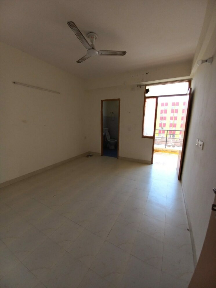 Room, ninex-rmg-residency 1 Bedroom 560 Sq.Ft. Apartment In Sector 37c Gurgaon 9317071