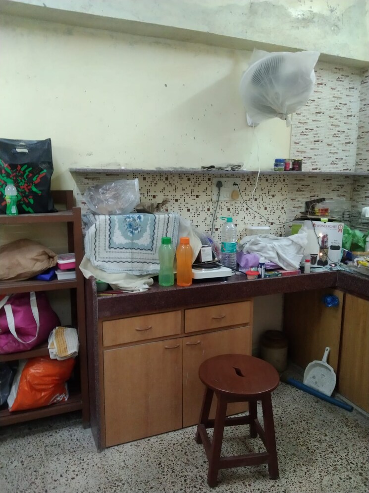 Kitchen, laxmi-niwas-dadar-east 1 Bedroom 225 Sq.Ft. Apartment In Dadar East Mumbai 9317074