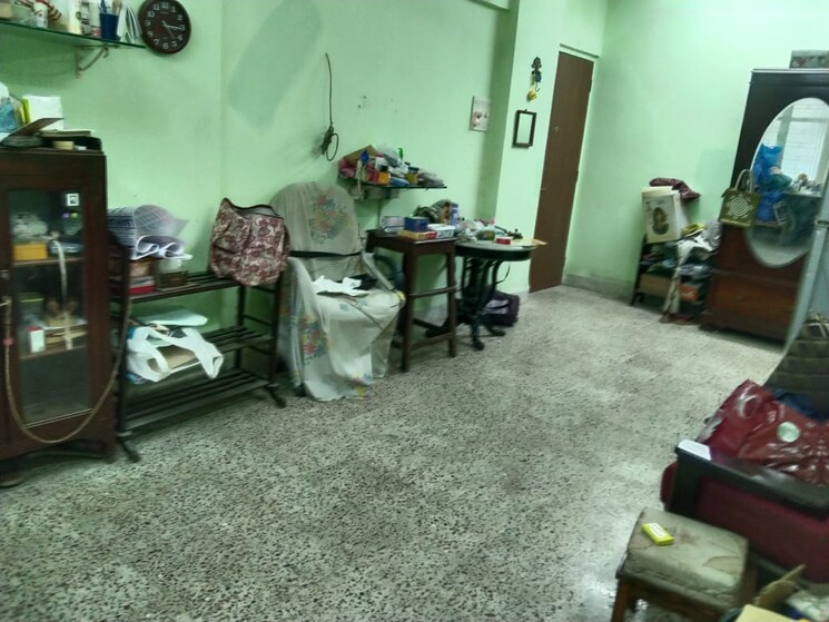  Parking, laxmi-niwas-dadar-east 1 Bedroom 225 Sq.Ft. Apartment In Dadar East Mumbai 9317074