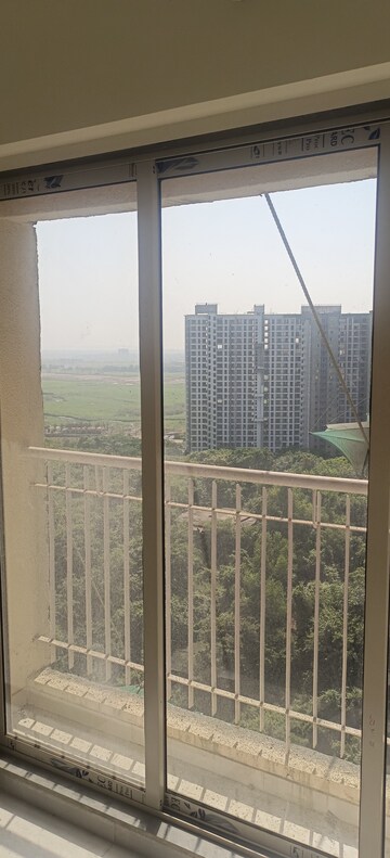 2 BHK Apartment For Sale in JSB Nakshatra Aazstha, Vasai East
