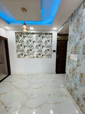 Living Room in 3 BHK Builder Floor at Mansa Ram Park – for Rent