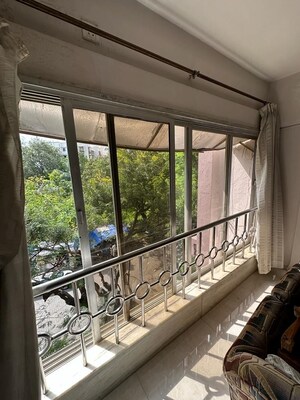 Balcony in 3 BHK Apartment at Green Gate Apartment, Bandra West – for Rent